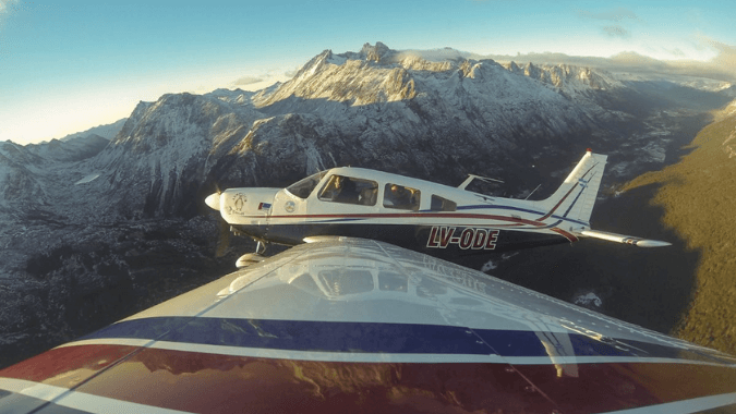 Spend a unique experience flying over Ushuaia and capture the beautiful places of Patagonia!