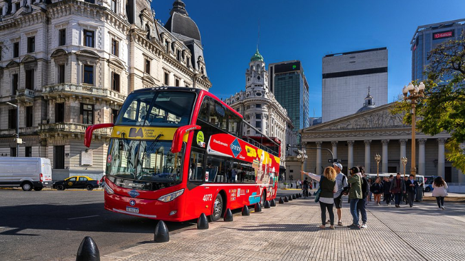 Descendez dans les lieux touristiques les plus célèbres de Buenos Aires et découvrez-les à votre guise !