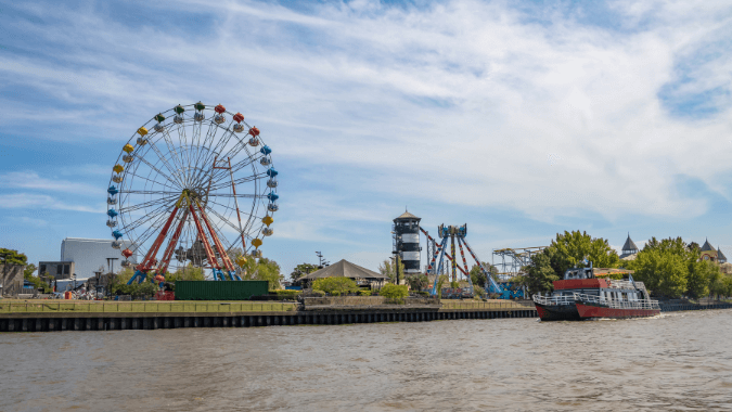 Spend a day of total relaxation with a Tigre Delta Sailing!