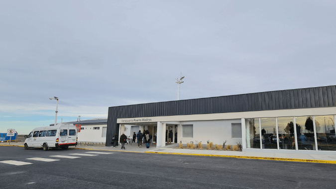 Réservez votre transfert depuis/vers l’Aéroport de Puerto Madryn et arrivez à votre hôtel en toute sécurité et sans tracas !