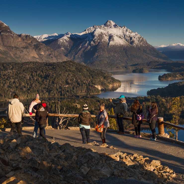 bariloche-lake-crossing