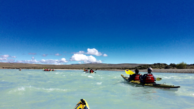 Enjoy a real adventure in El Calafate with the Kayaking and Trekking excursion on the La Leona River!