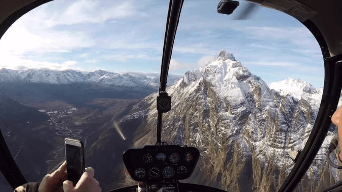 ¡Sobrevuela Tierra del fuego con este tour en Helicóptero por Ushuaia!