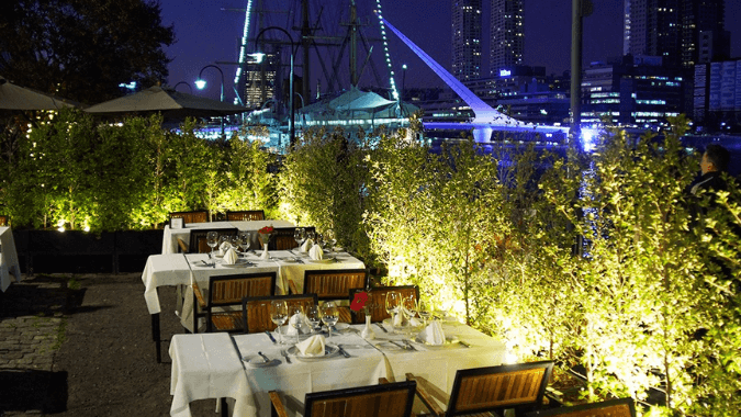 Passe o Natal com a melhor vista de Buenos Aires em Puerto Madero e desfrute de uma requintada ceia de Natal!