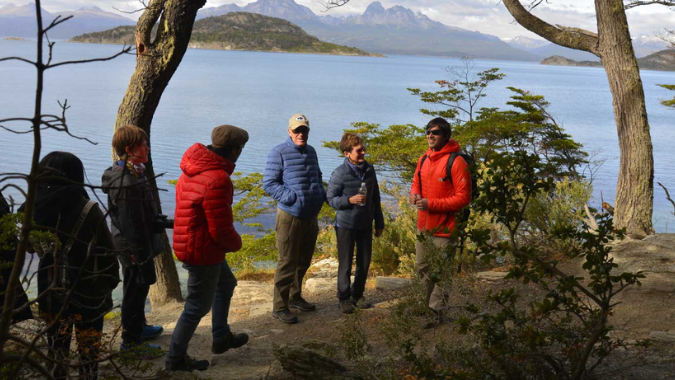 Disfruta de una día guiado en el Parque nacional Tierra del Fuego y enamórate de sus paisajes!